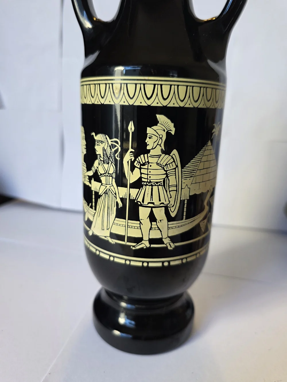 Vintage 1962 Jim Beam Egyptian Cleopatra Decanter Pair Black Ceramic Urns